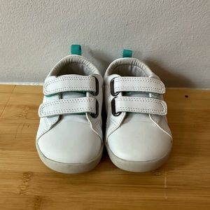 Ten Little Everyday Originals White 5.5